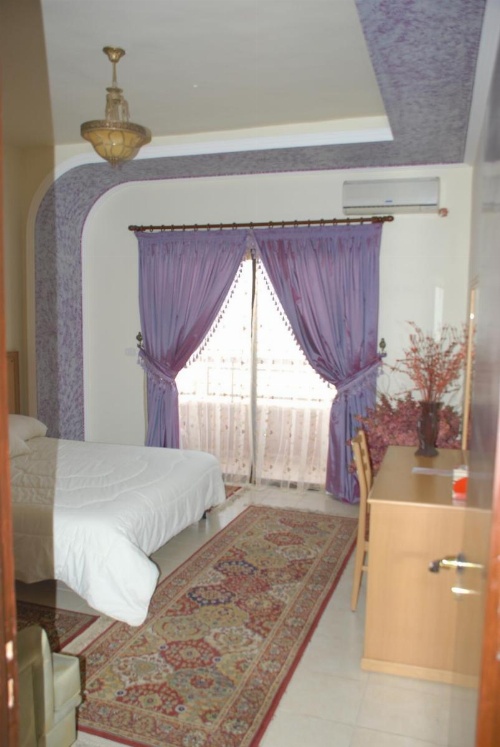 Platinum Hotel image 11