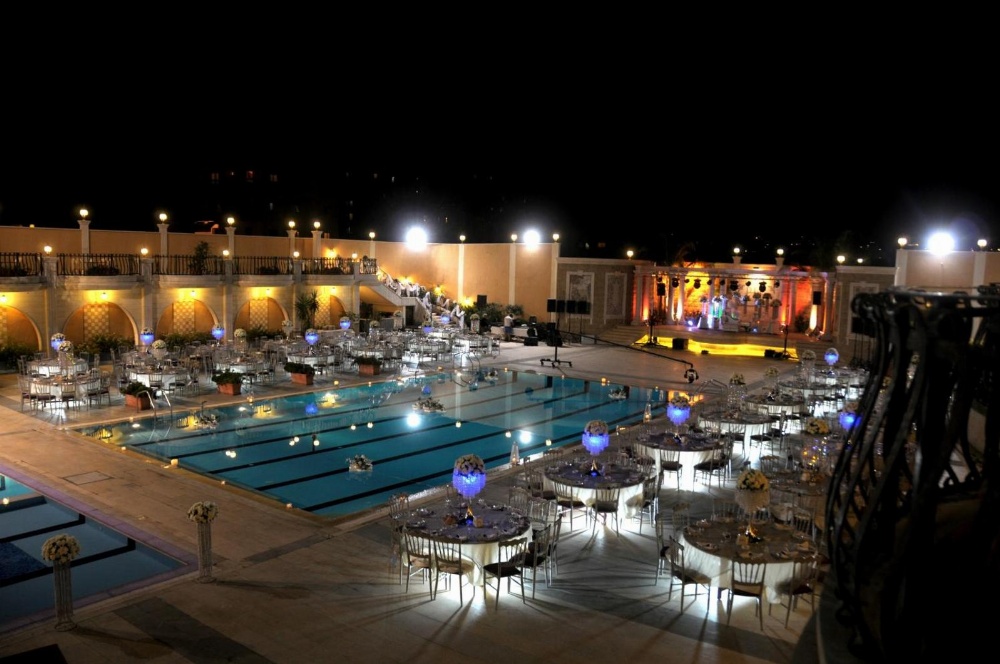 Platinum Hotel